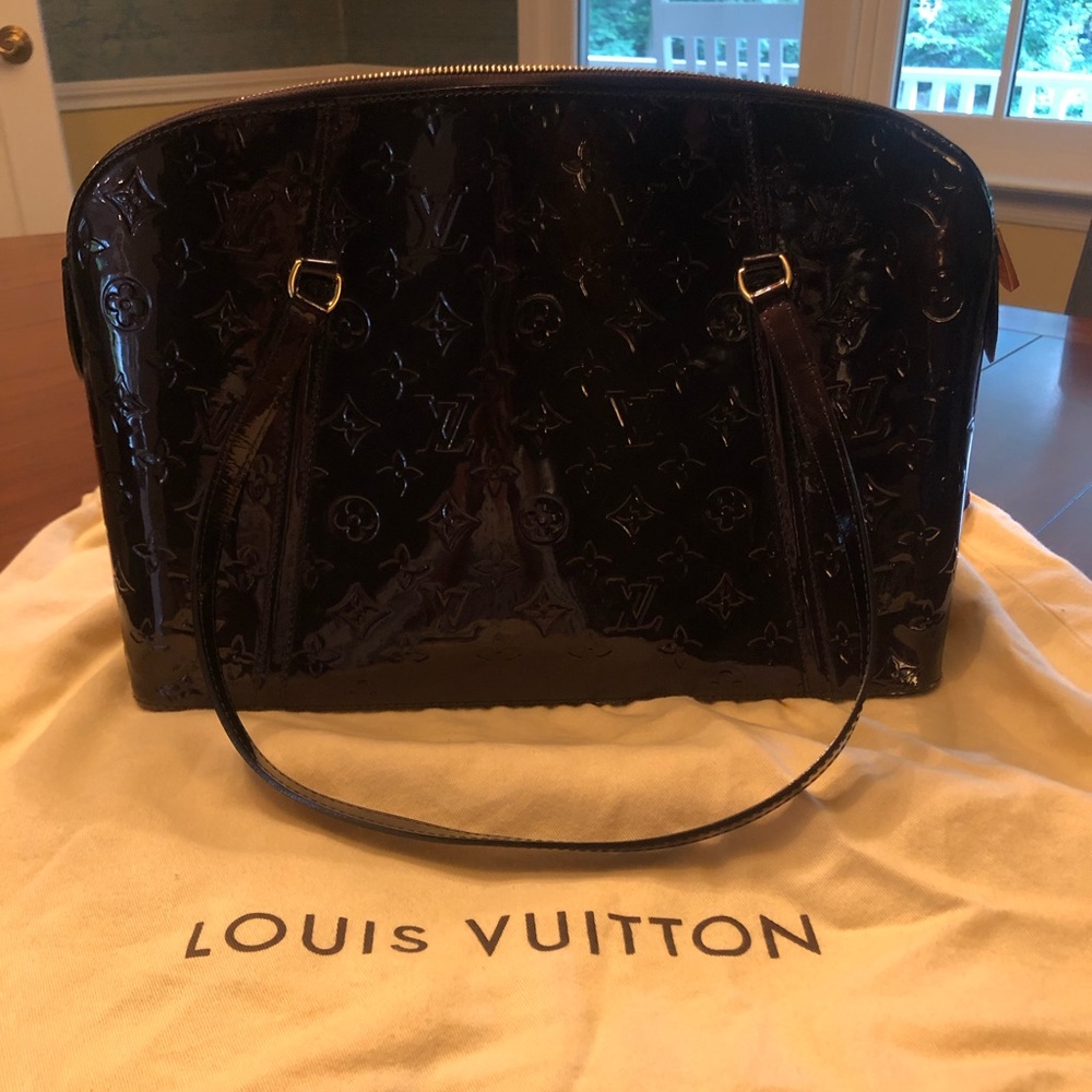 Louis Vuitton burgundy/wine patent leather purse